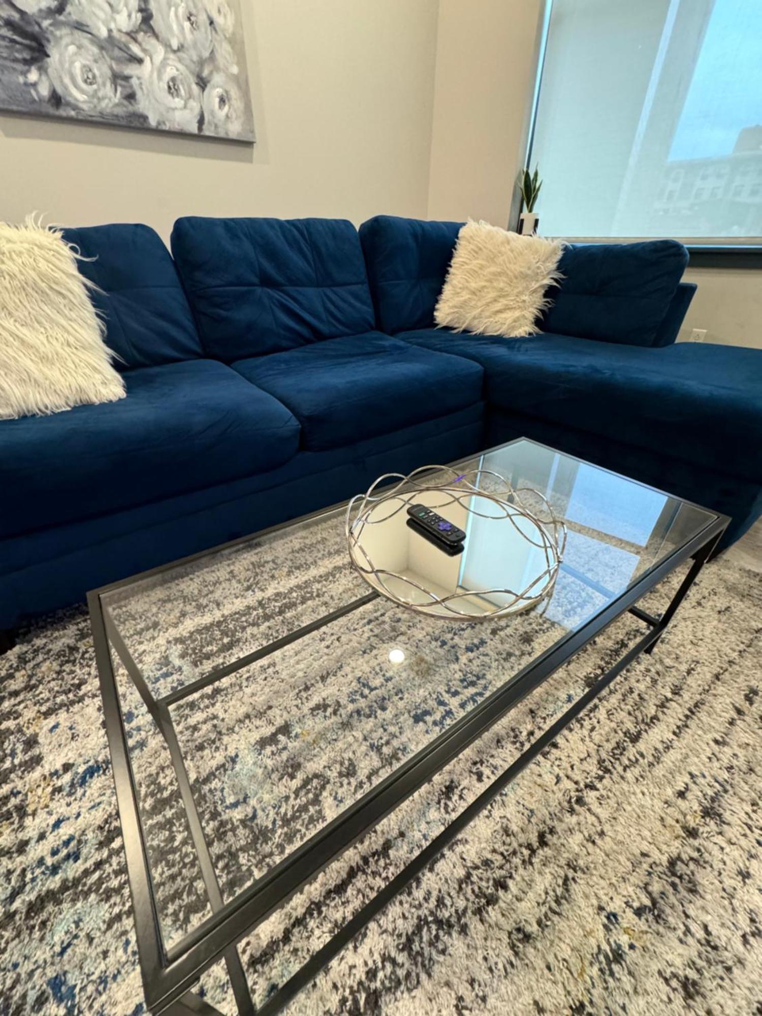 Beautiful Condo/Rooftop Patio With Free Parking كليفلاند المظهر الخارجي الصورة